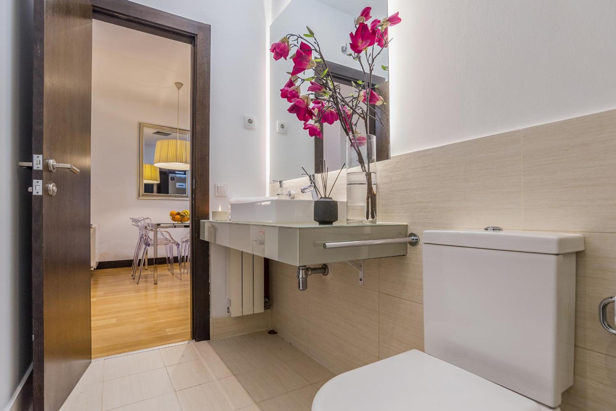 Malasana By Skykey Apartment Madrid Bagian luar foto
