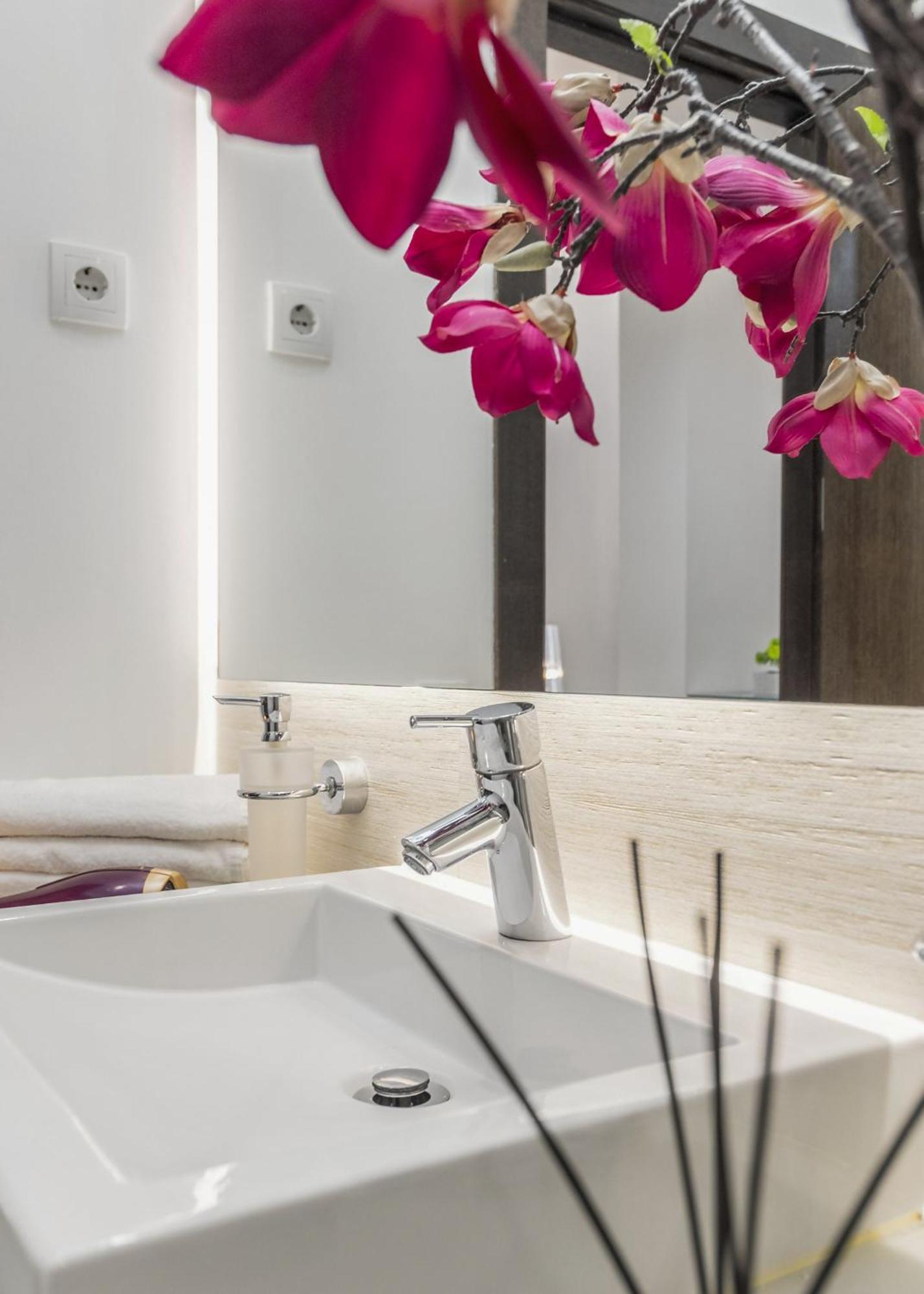 Malasana By Skykey Apartment Madrid Bagian luar foto